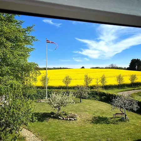 Maglebjerggaard Gaestgiveri Bed & Breakfast