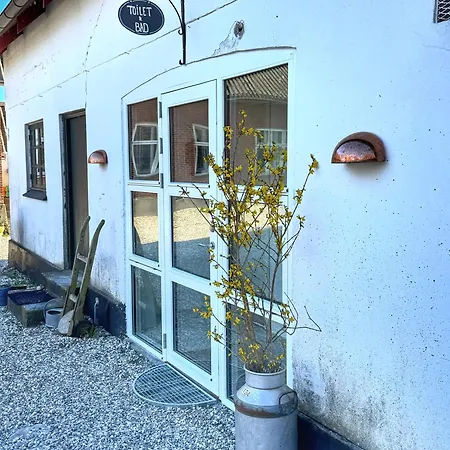 Maglebjerggaard Gaestgiveri Bed & Breakfast *